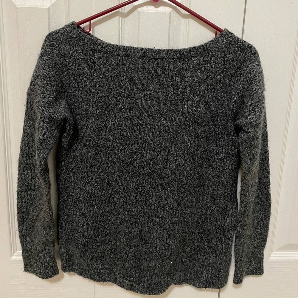 Express Sweater - Picture 2 of 3